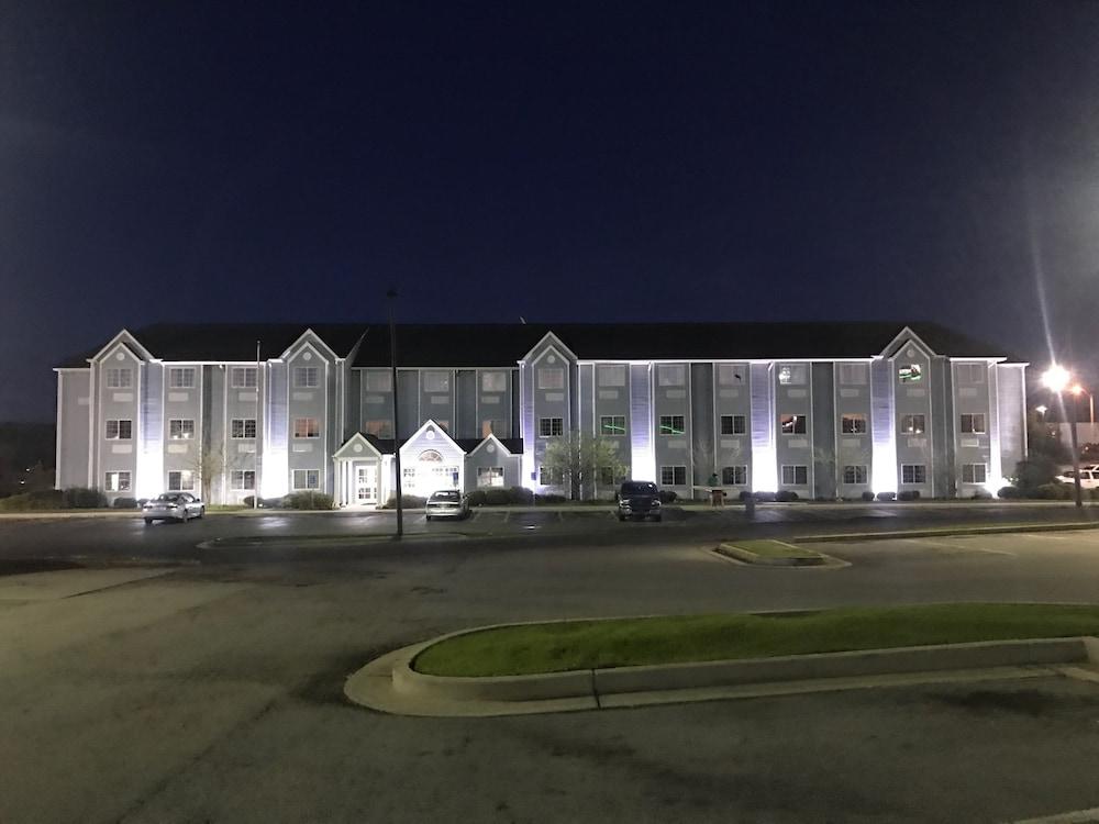 Microtel Inn & Suites - Meridian Esterno foto