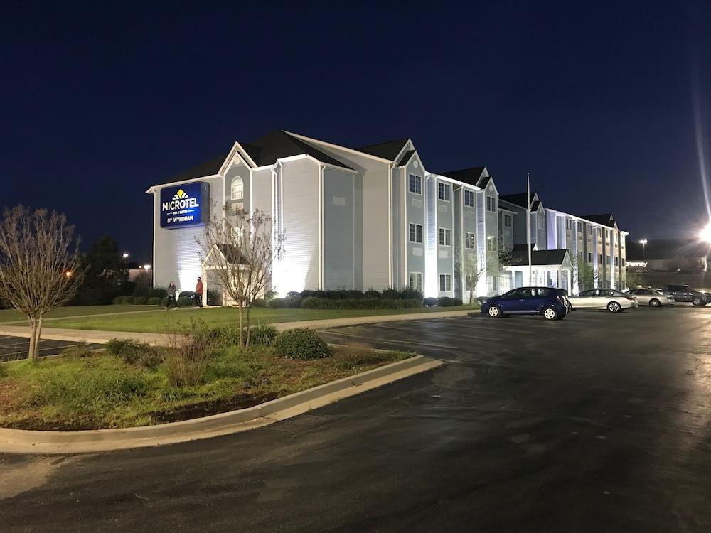 Microtel Inn & Suites - Meridian Esterno foto