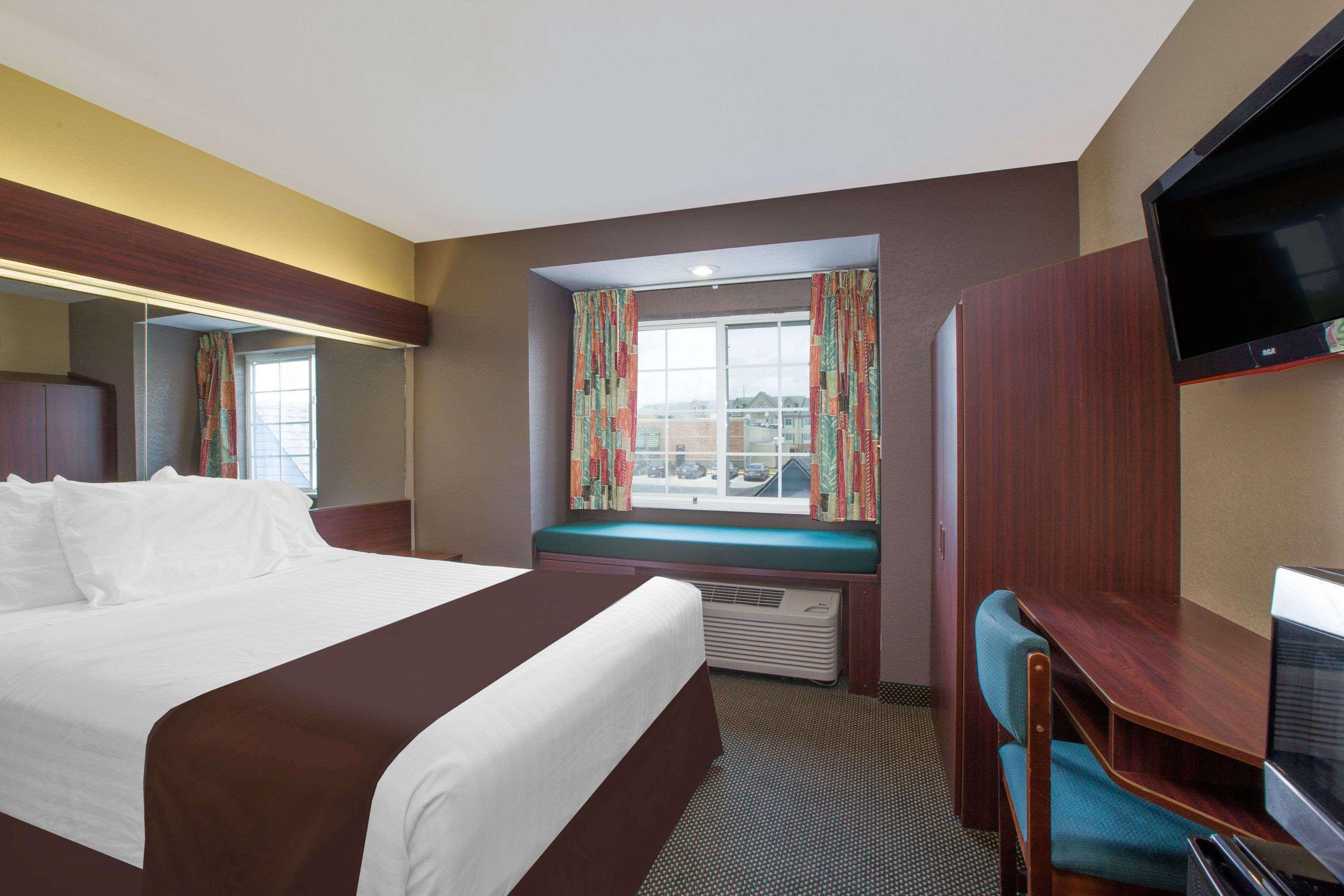 Microtel Inn & Suites - Meridian Esterno foto